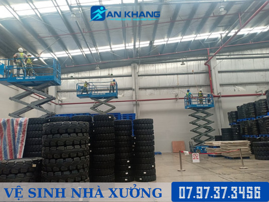 ve-sinh-nha-xuong