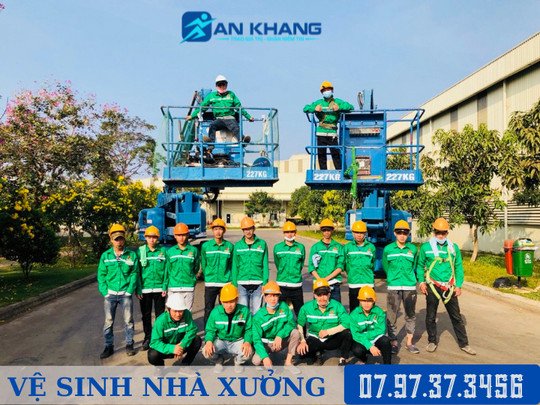 ve-sinh-nha-xuong